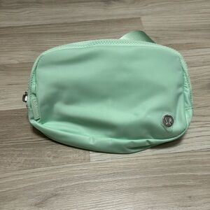 NWT LULULEMON BELT BAG